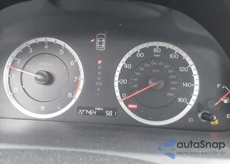 2011 Honda Accord 2.4 Lx z USA, uszkodzony, nr VIN 1HGCP2F30BA053799